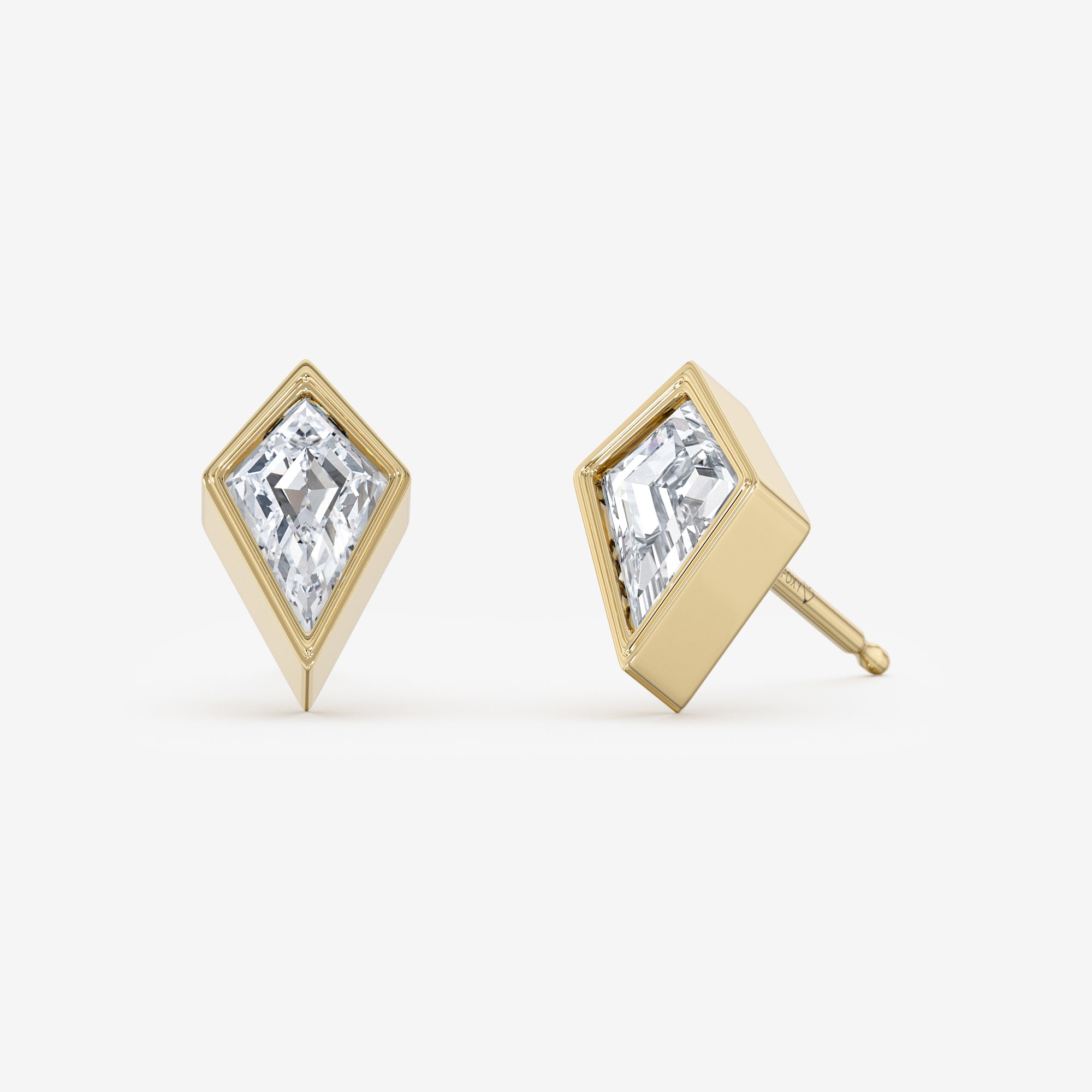 Foxy Solitaire Stud Earrings