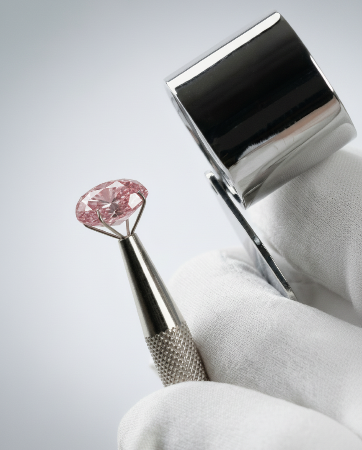 How We Choose Fancy Colour Diamonds