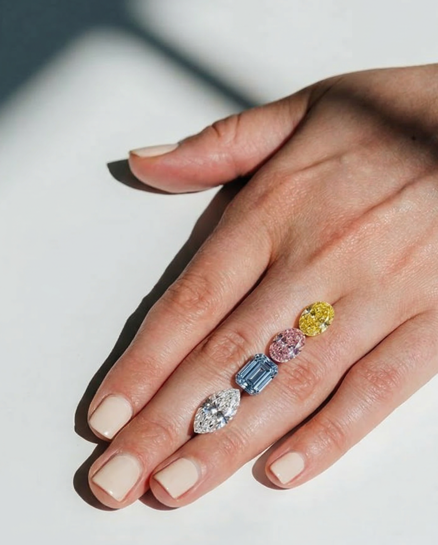 Choosing Your Fancy Colour Diamond: Tone, Harmony & Meaning