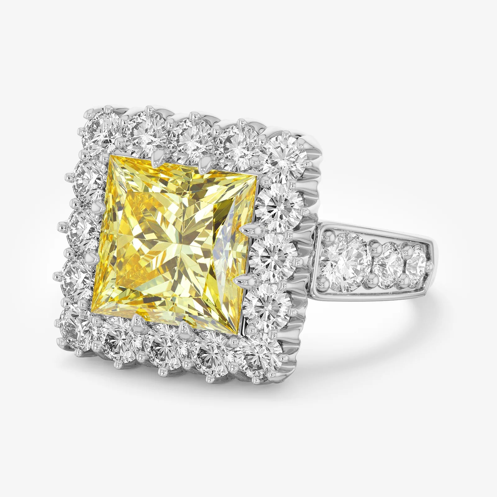 Honey Glow Princess Diamond Ring